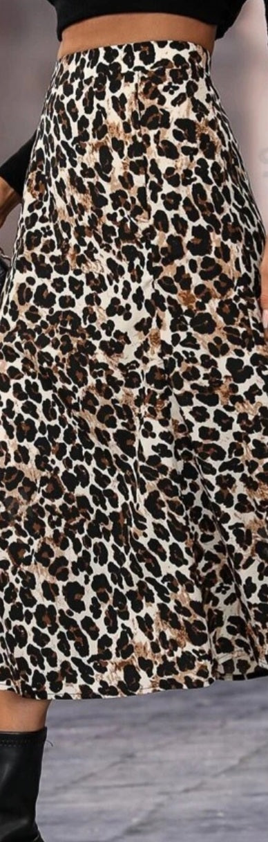 Leopard skirt